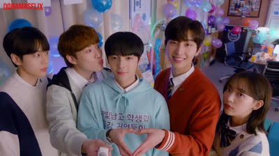 Light On Me Capitulo 7